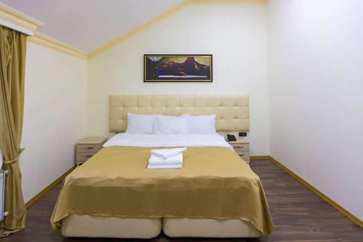 Room 7 of 45
