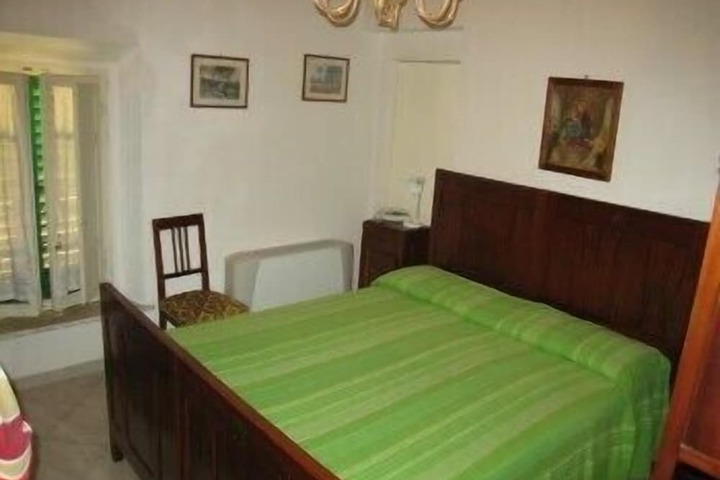 Room 14 of 55