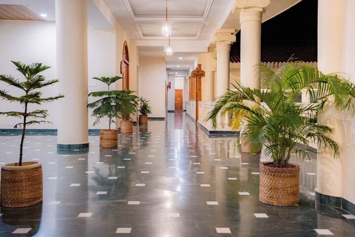 Hotel Interior 6 of 181