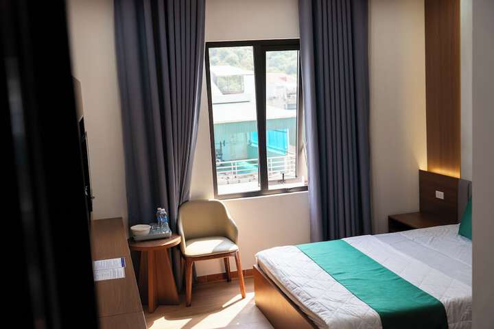 12 Ao Ca Hotel