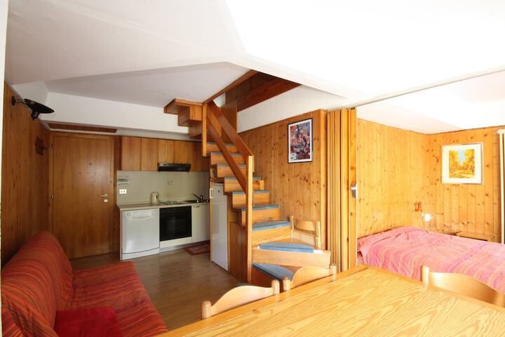 Room 43 of 74