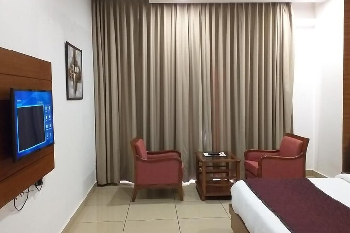 Room 22 of 49
