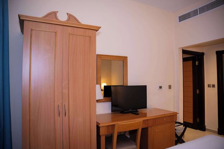 Room 23 of 156