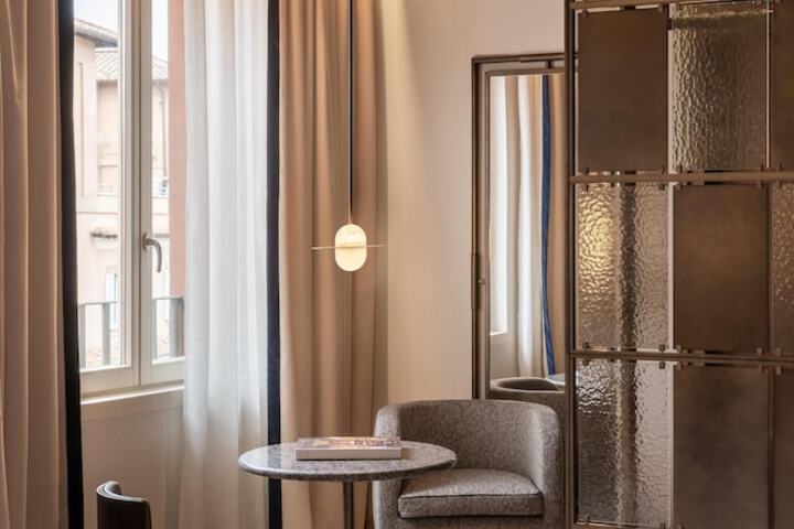 Room 20 of 94