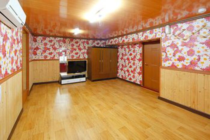 Room 21 of 89