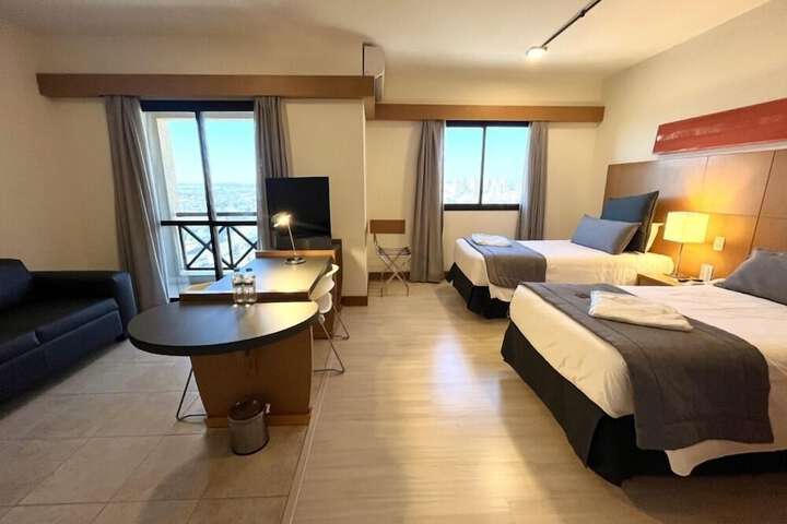 Room 32 of 96