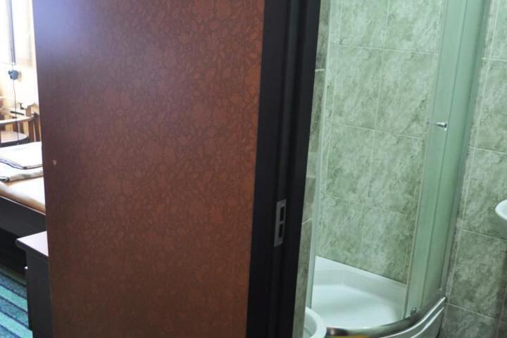 General 7 of 8
