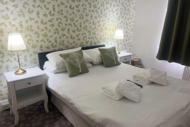 Room 22 of 47