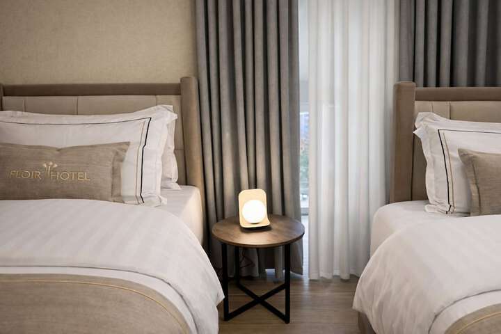Room 3 of 21