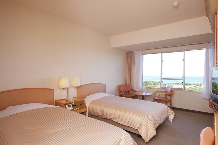 Room 5 of 23