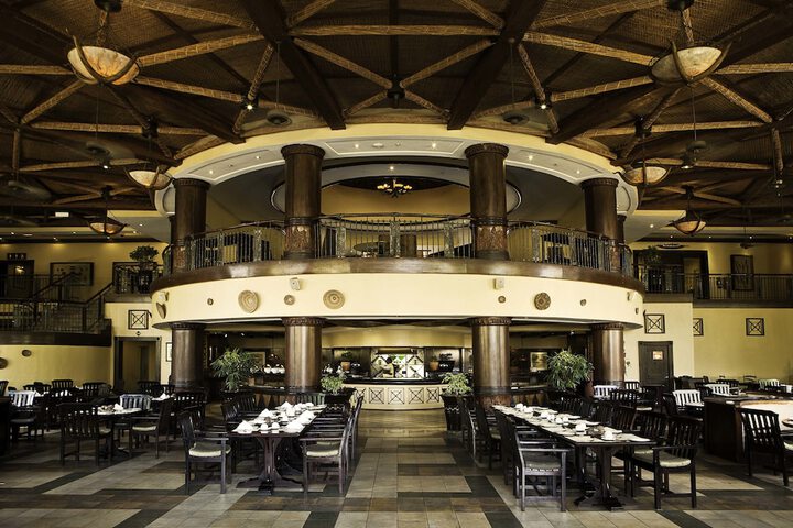 Dining 84 of 126
