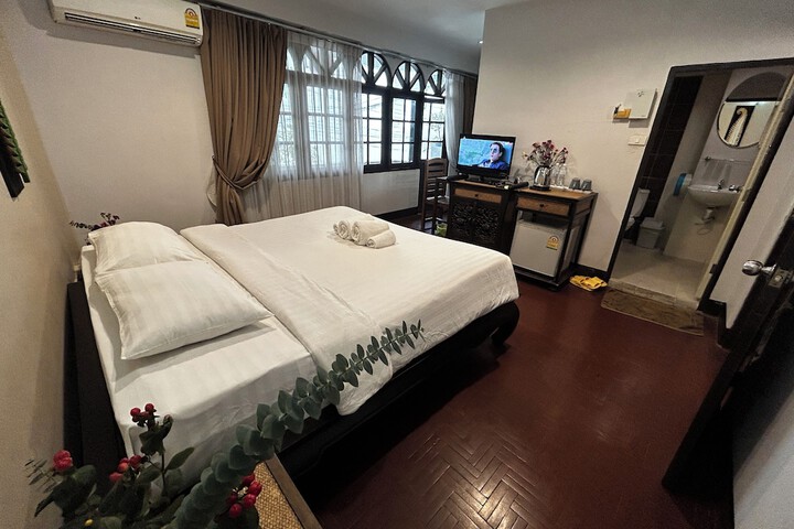 Room 19 of 62