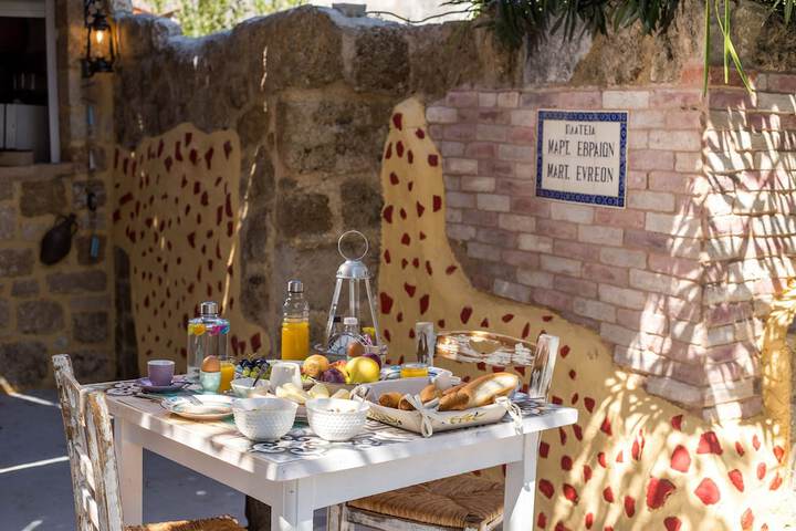 Breakfast/Coffee Service 34 of 49
