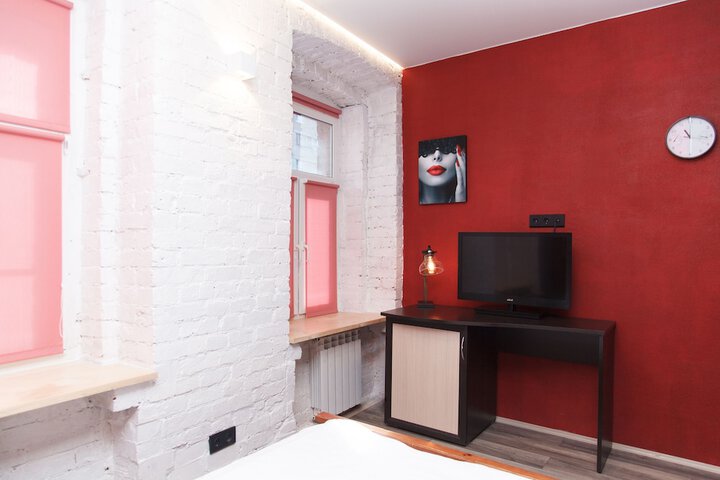 Room 42 of 127