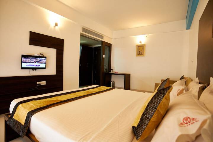 Room 13 of 51