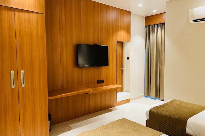 Room 16 of 20