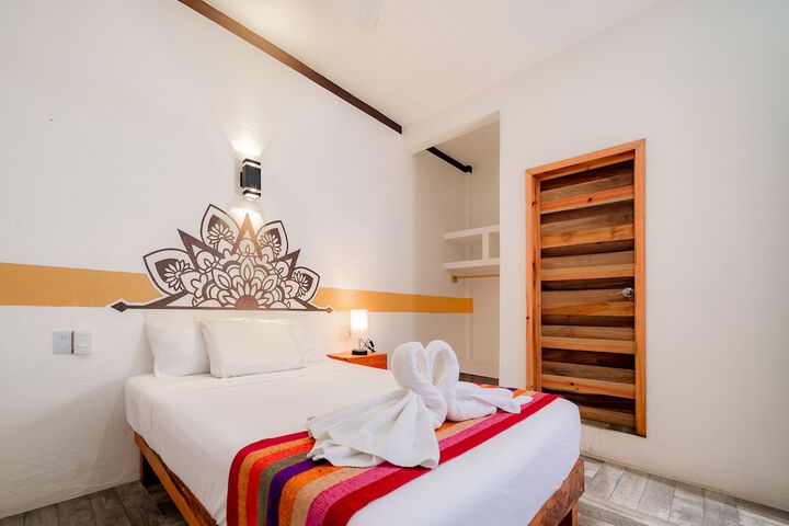 Room 20 of 36
