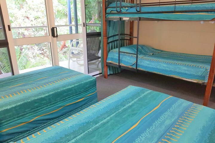Room 13 of 68