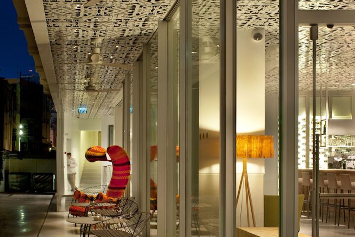 Entrance & Lobby