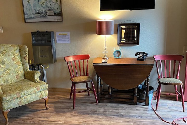 Room 7 of 63