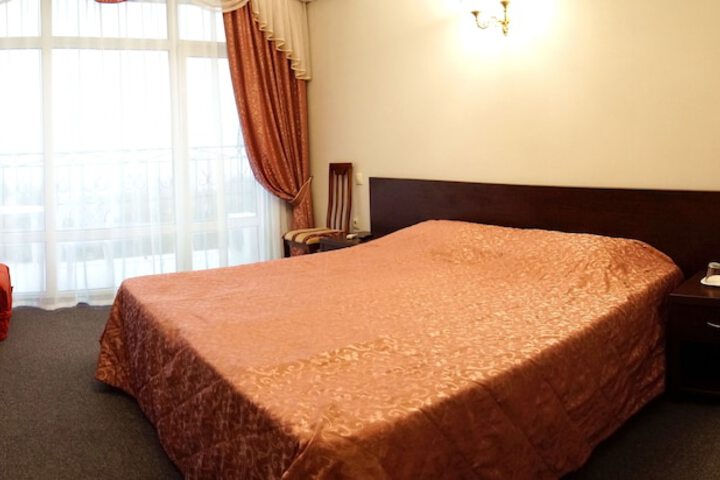 Room 19 of 19