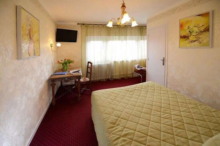 Room 5 of 35