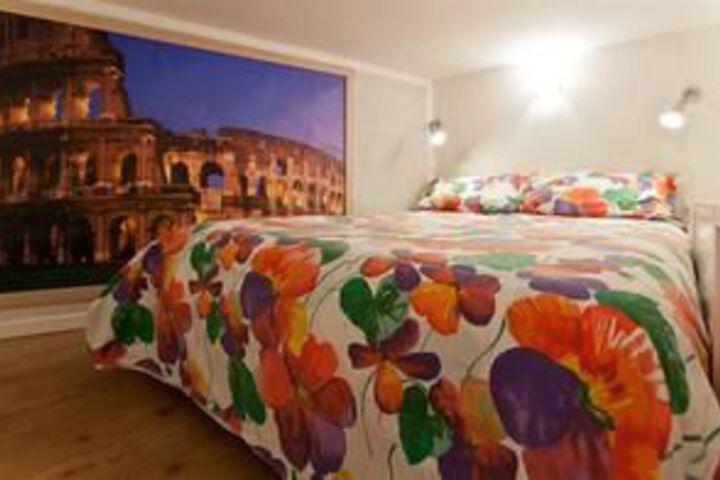 Room 7 of 15