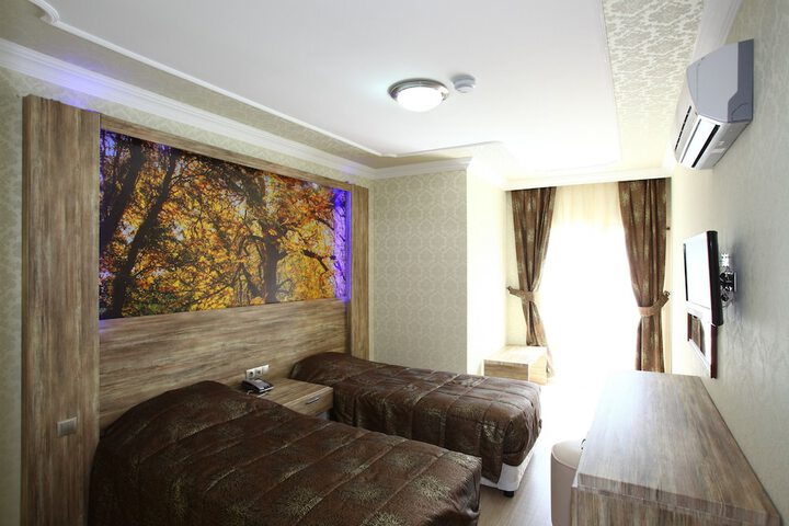 Room 16 of 55