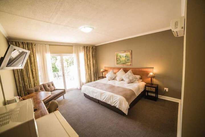 Room 10 of 43