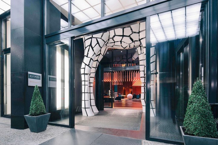 Hotel 63 of 67