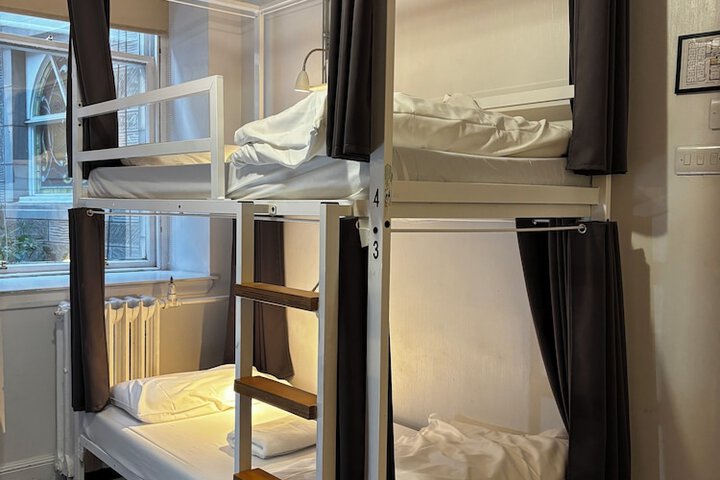Room 25 of 75