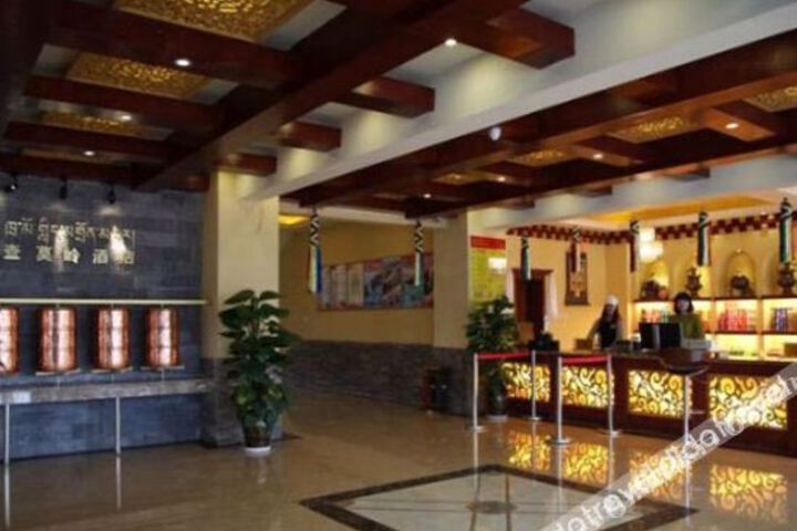 Hotel Interior 8 of 26
