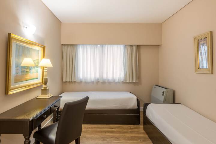 Room 3 of 71