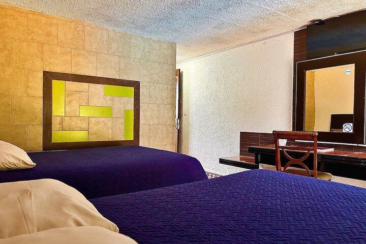 Room 21 of 65