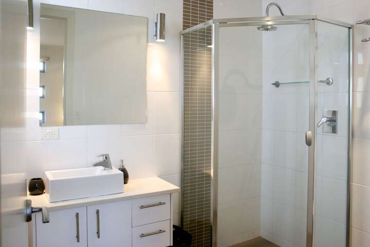 Room 16 of 24