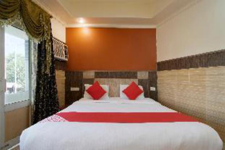 Room 10 of 22