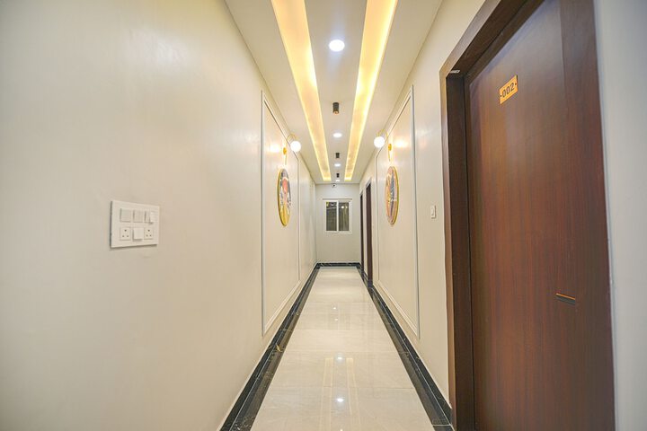Hotel Interior 10 of 38