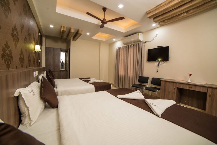 Room 13 of 41