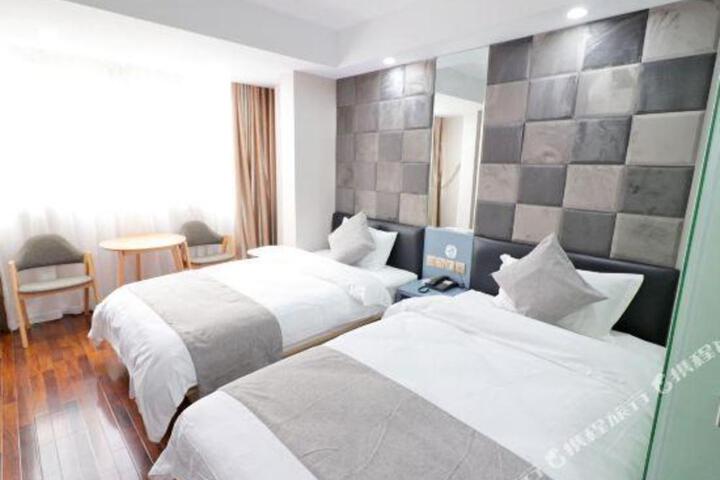 Zsmart hotel