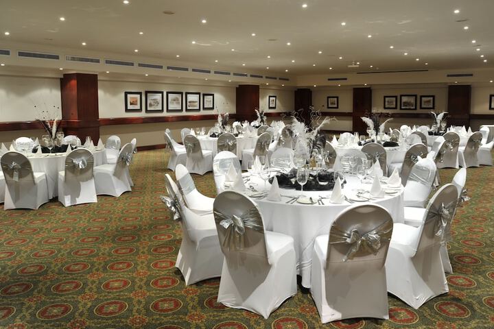 Ballroom/Hall 78 of 93