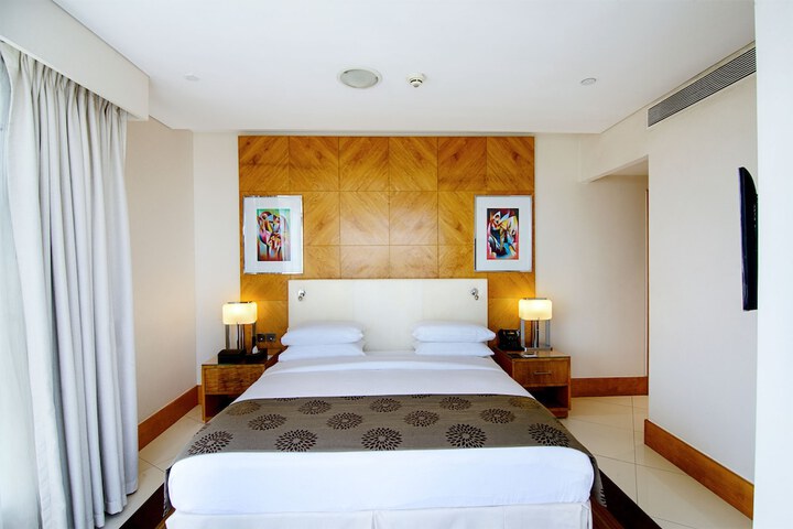 Room 6 of 64