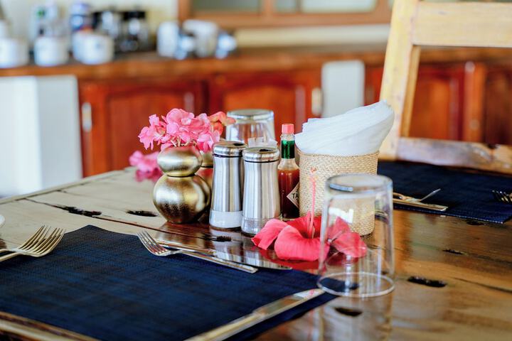 Dining 29 of 54
