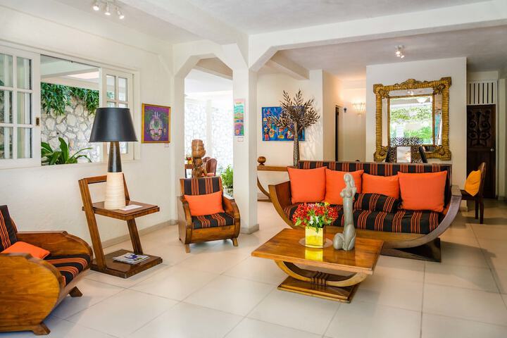 Lobby sitting area