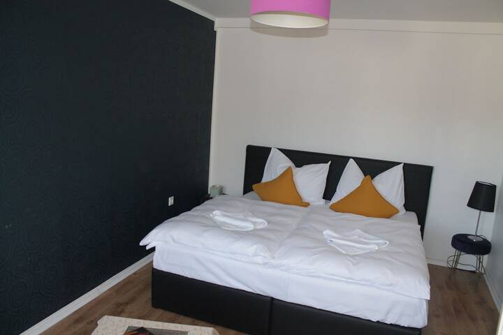 Room 12 of 34