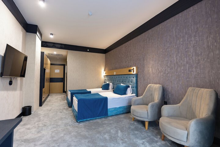 Room 5 of 21
