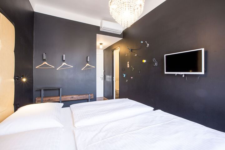 Room 29 of 71