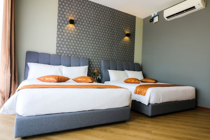 Room 5 of 21