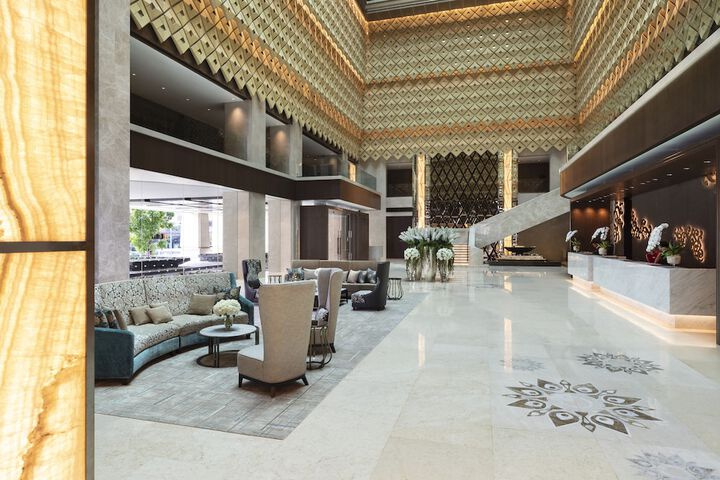 Hotel Lobby