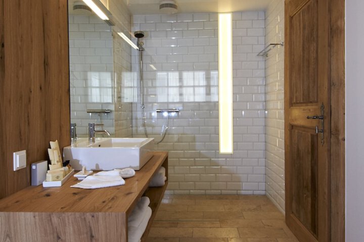 Bath Photo