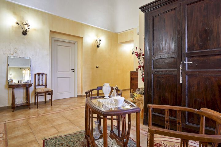 Hotel Interior 2 of 91